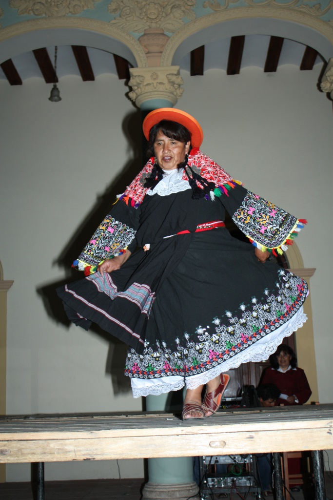 DANZA FILIAL POTOSI