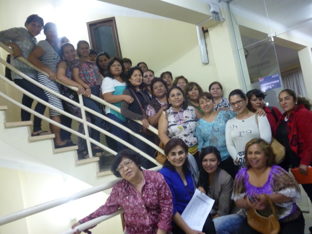 MOMENTOS CON LAS PARTICIPANTES DE LA CAPACITACIÓN